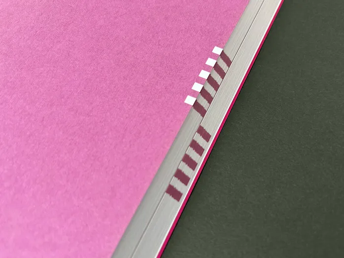 Detailaufnahme von Randmarkierungen